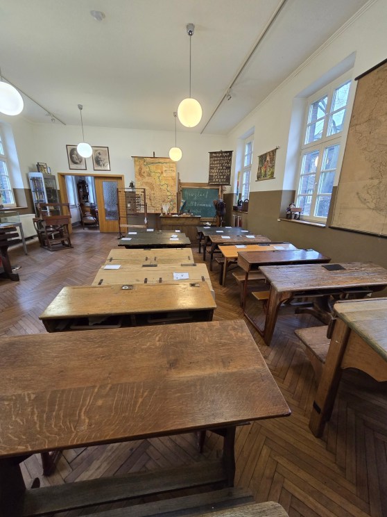 Schule vor 100 Jahre – zu Besuch im Lehrerhaus in Friemersheim